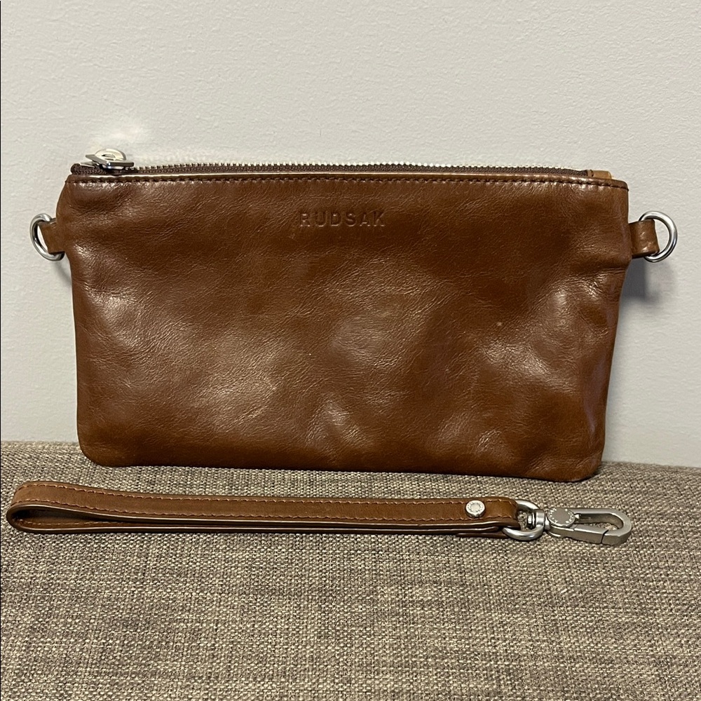 RUDSAK Tan Clutch